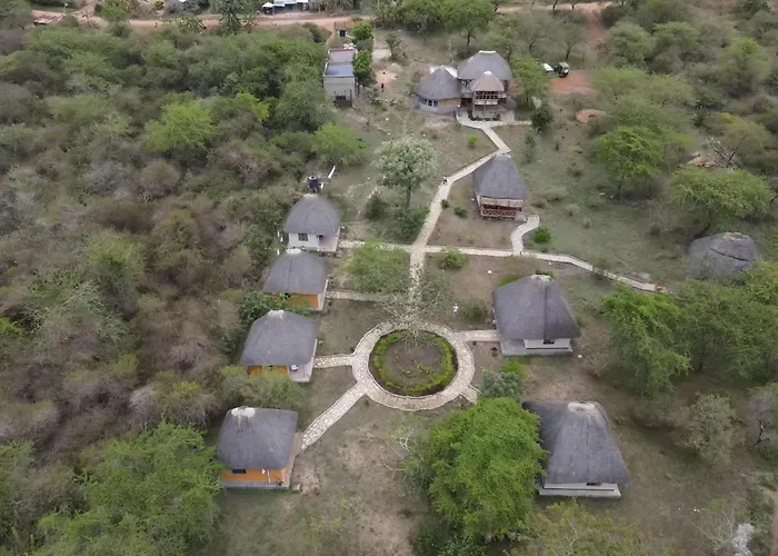 Savannah Murchison Lodge