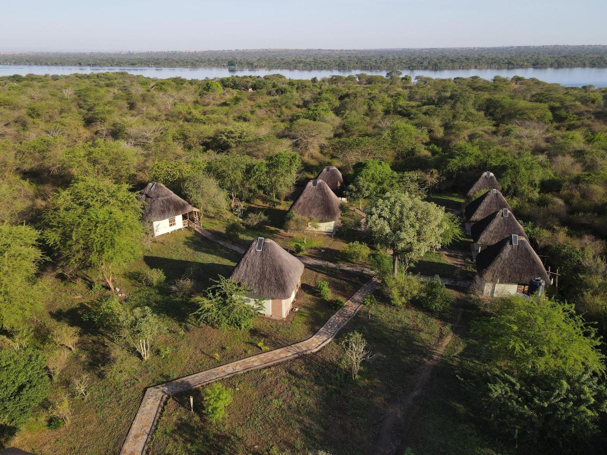 Savannah Murchison Lodge
